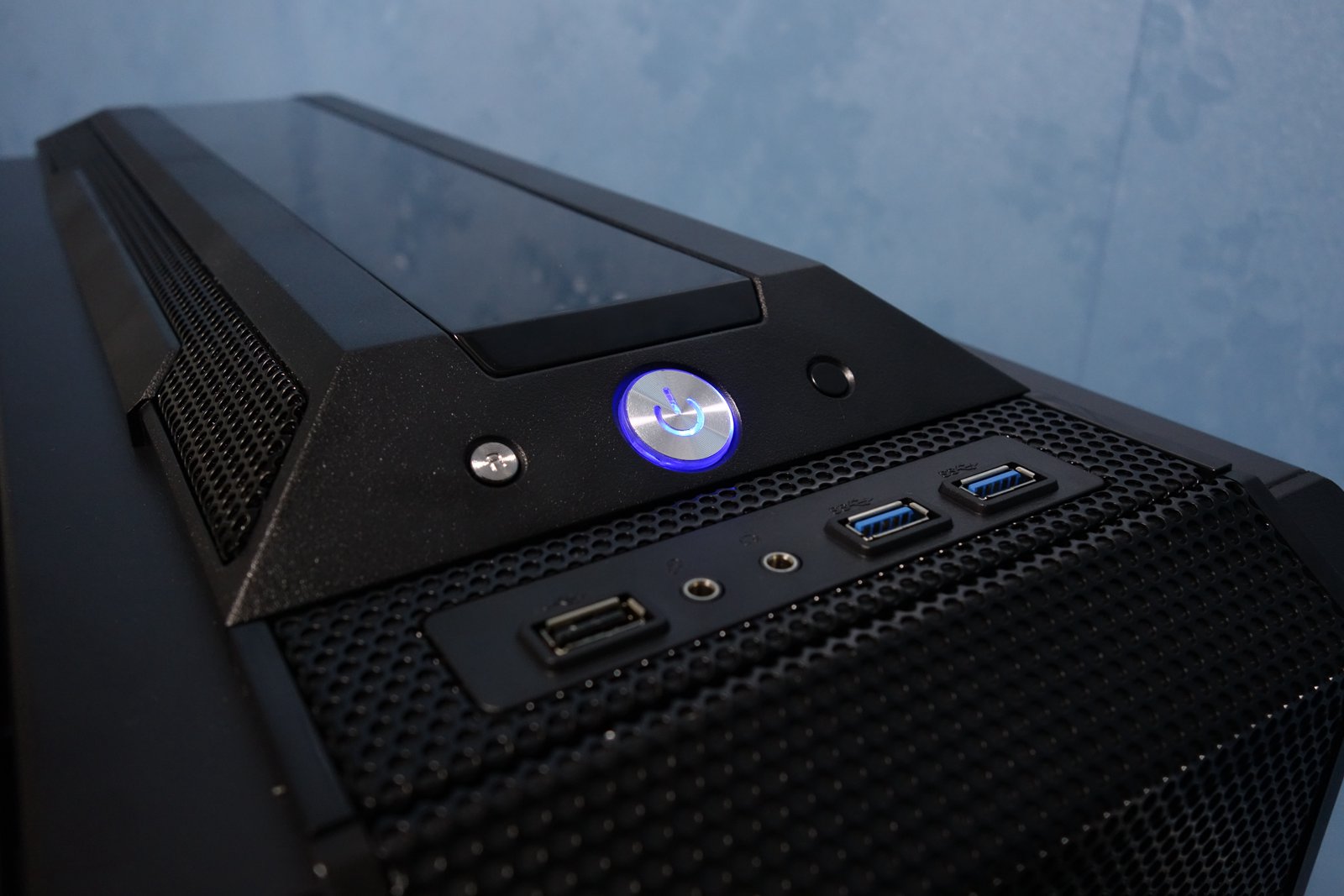 金河田峥嵘z10机箱安装什么散热器,金河田峥嵘z10多重