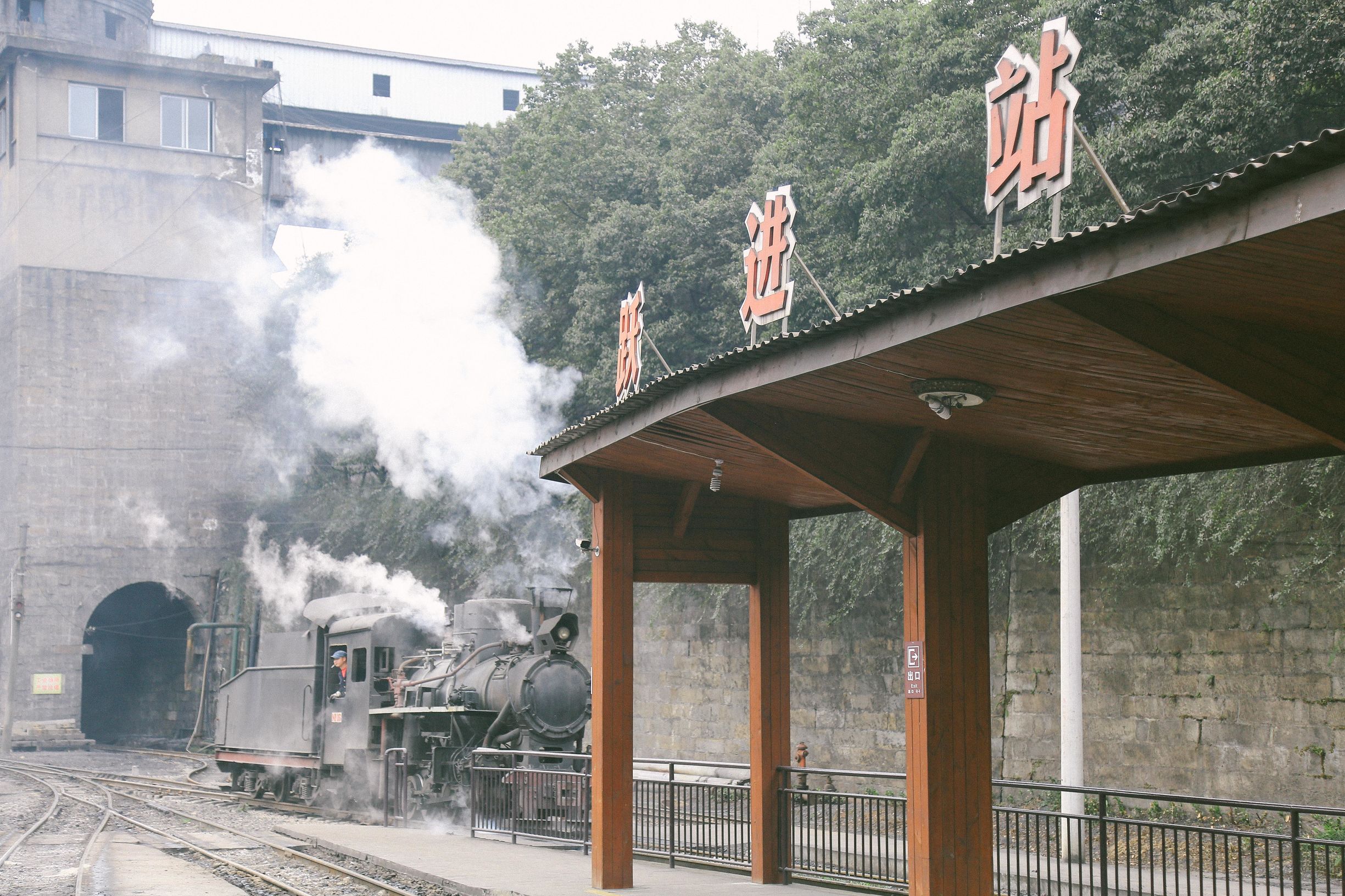 体验最贵的火车票一张票近5万,国内最贵火车却一票难求