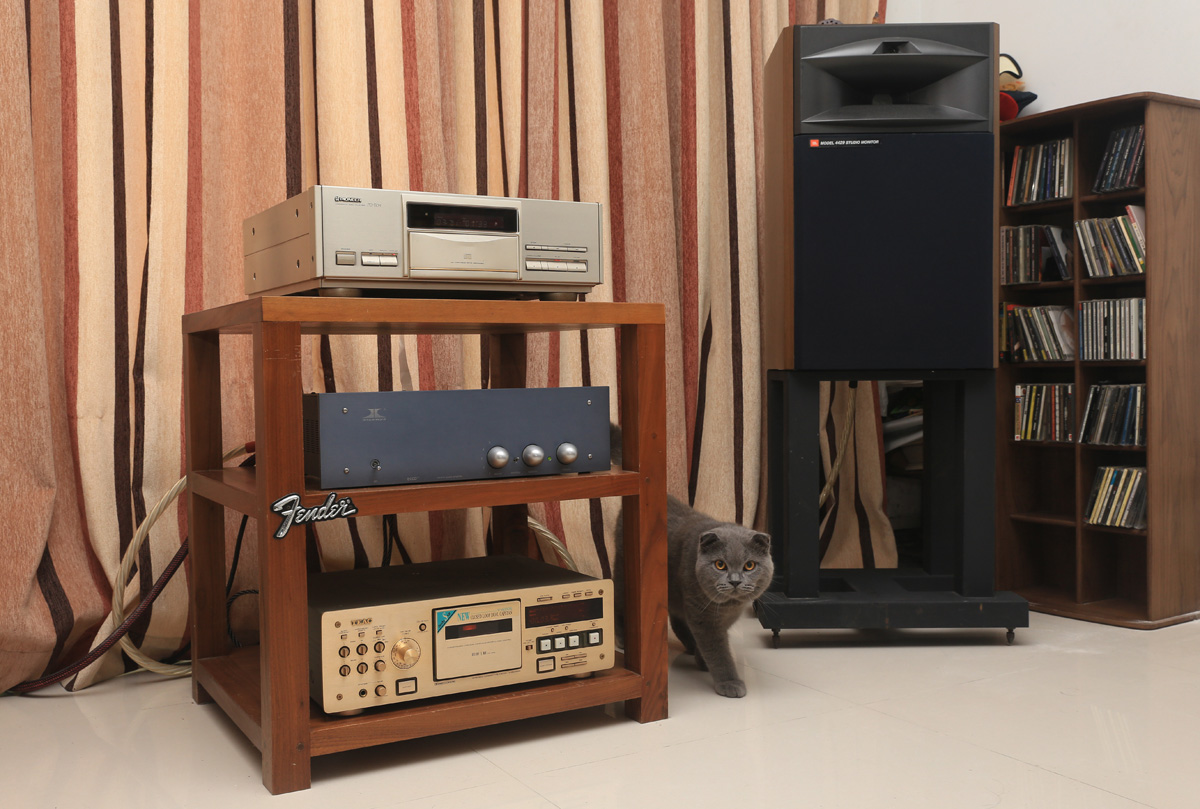 二十多年前的CD机至今售价上万,先锋PD-T09究竟实力何在?