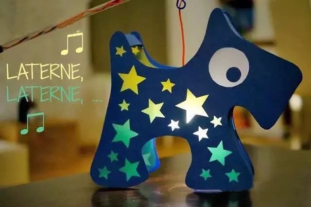 怎么用纸做元宵形状的小灯笼,简单用卡纸做一个元宵节小灯笼