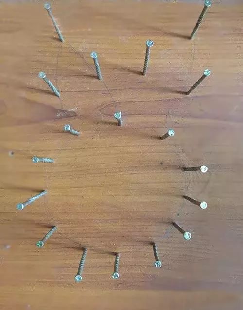 怎么用纸做元宵形状的小灯笼,简单用卡纸做一个元宵节小灯笼