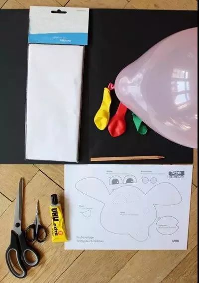 怎么用纸做元宵形状的小灯笼,简单用卡纸做一个元宵节小灯笼