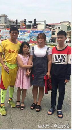 马拉松农民连跑5天,为了跑马拉松每天坚持跑100km