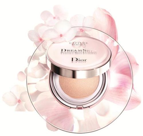 兰蔻与雅诗兰黛气垫哪个好,阿玛尼粉底液和兰蔻菁纯气垫