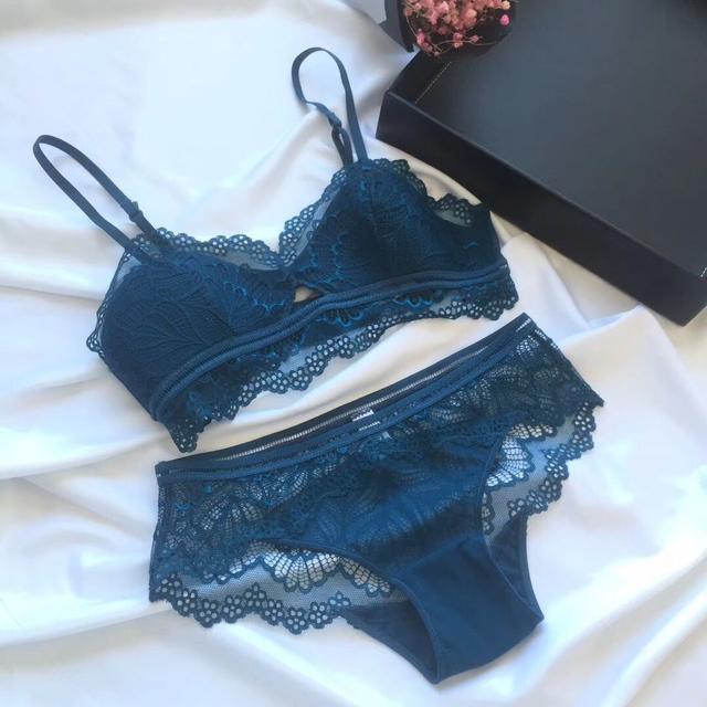 文胸穿搭推荐,文胸怎么搭配衣服好看