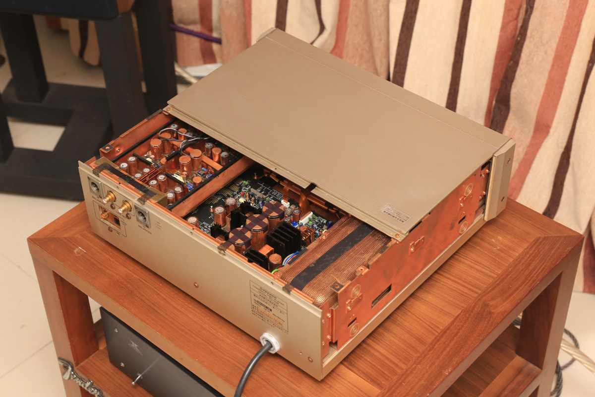 二十多年前的CD机至今售价上万,先锋PD-T09究竟实力何在?