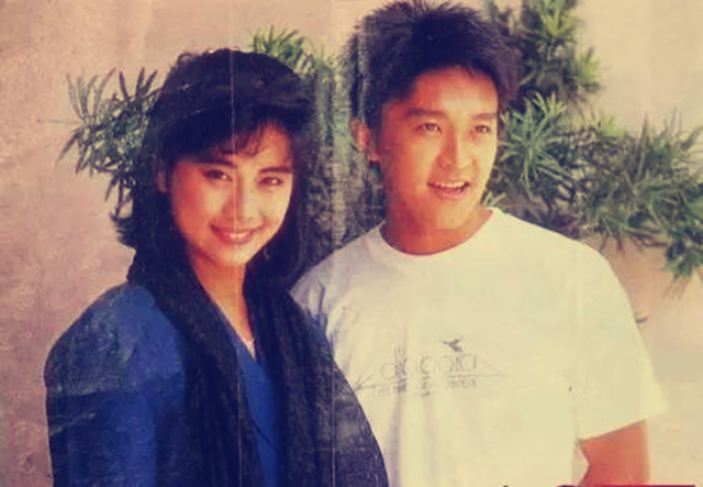 一个是内地帅哥，一个是TVB男神收割机，没多少人知道他们是夫妻