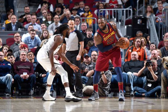 詹皇三双骑士遭连败,骑士大战奇才詹皇绝杀