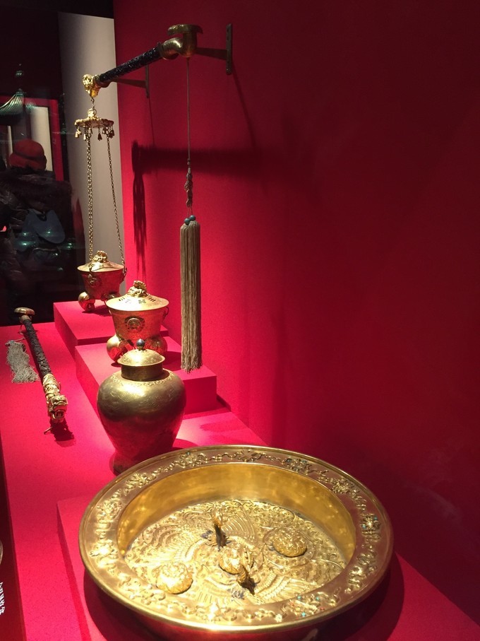 冬天去哪里旅游暖和特色美食,冬季游玩攻略美食推荐