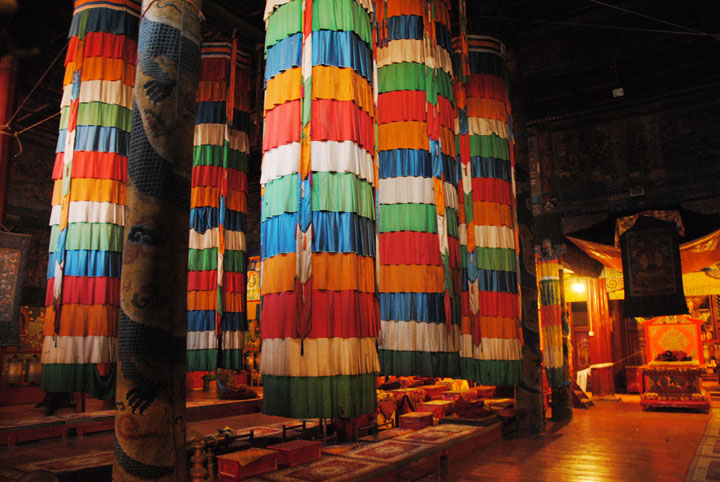 每年正月十五，内蒙古草原两千多座寺庙会同时跳这种神秘的祭祀舞