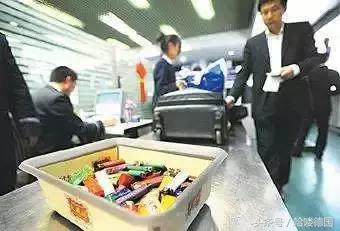 德国旅行必备物品清单,去德国准备行李清单