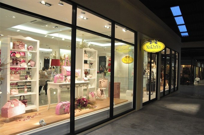 普吉岛购物必买奢侈品,去普吉岛旅游可以带多少特产