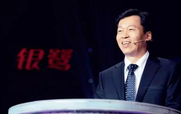 他将一罐粥卖到100亿,还把破烂不堪的村庄打造成“厦门第一村”