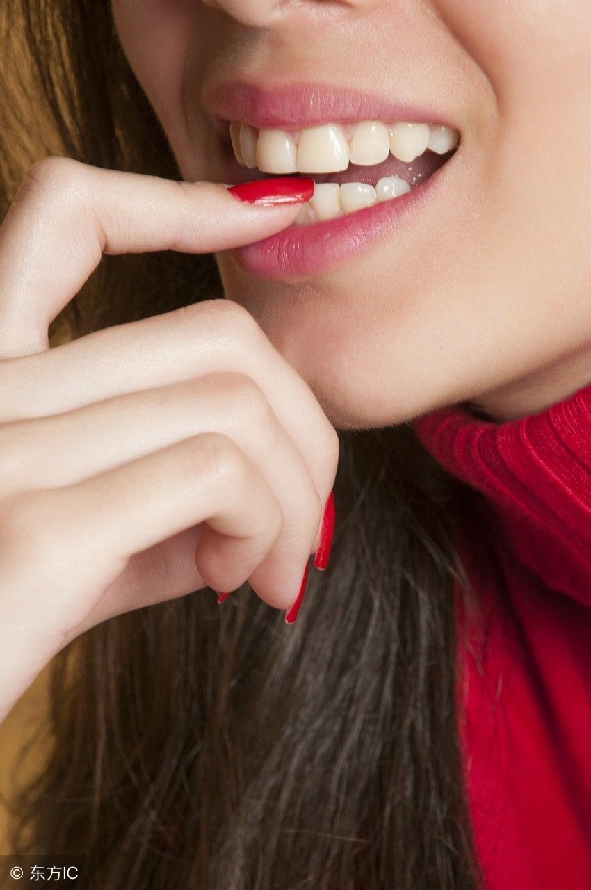 健康嘴唇颜色跟不正常区别,看看你的唇色是否健康