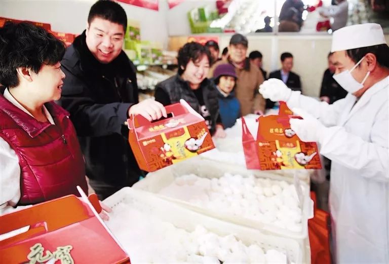 天津广播早读三分钟,课间三分钟新闻联播