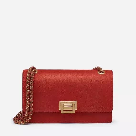 春节必备的10件红色时尚好物,10件春节必备的用品好物推荐