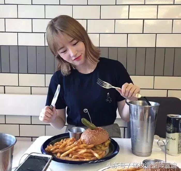 内扣美发造型短发,短发泡面头扎发发型