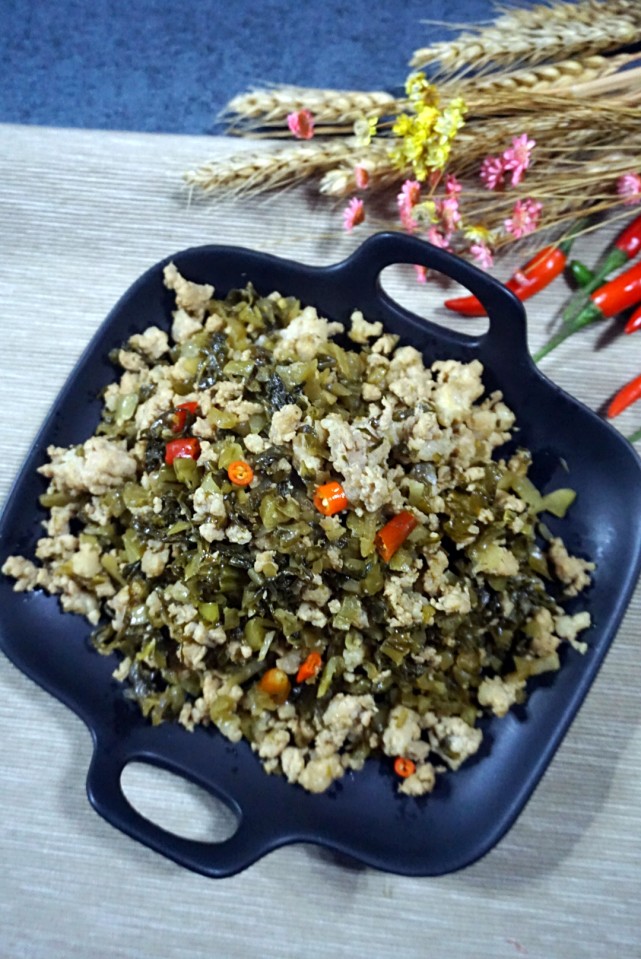 春天上火牙肿嗓子疼,这道菜得多吃,葱姜不放,五分钟出锅,省心