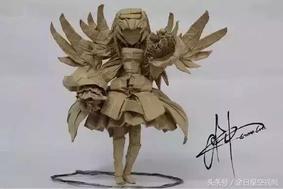 用纸折出来的能卖20万的螳螂,折纸天才秦坤一只纸螳螂卖到21万