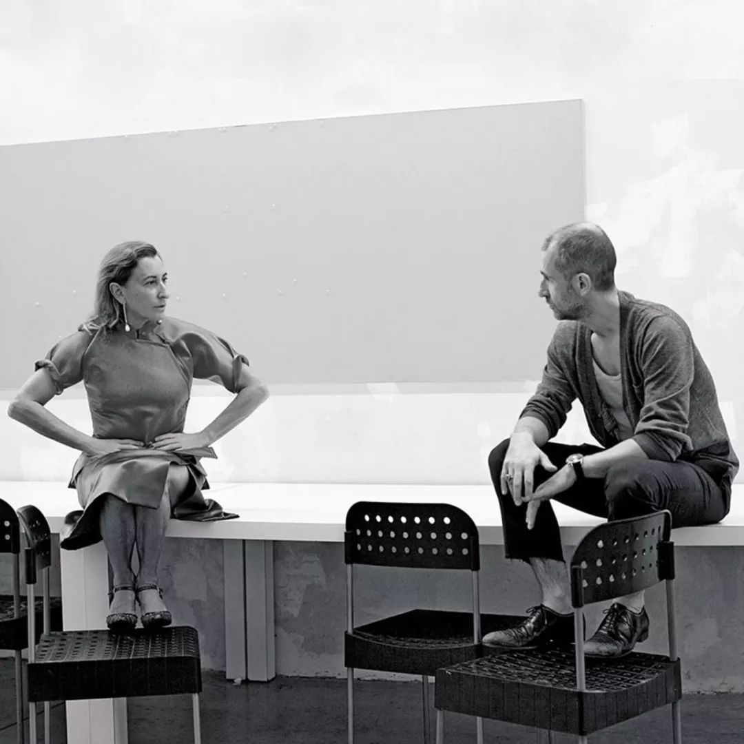 prada普拉达现在的意义,prada墙裂解析