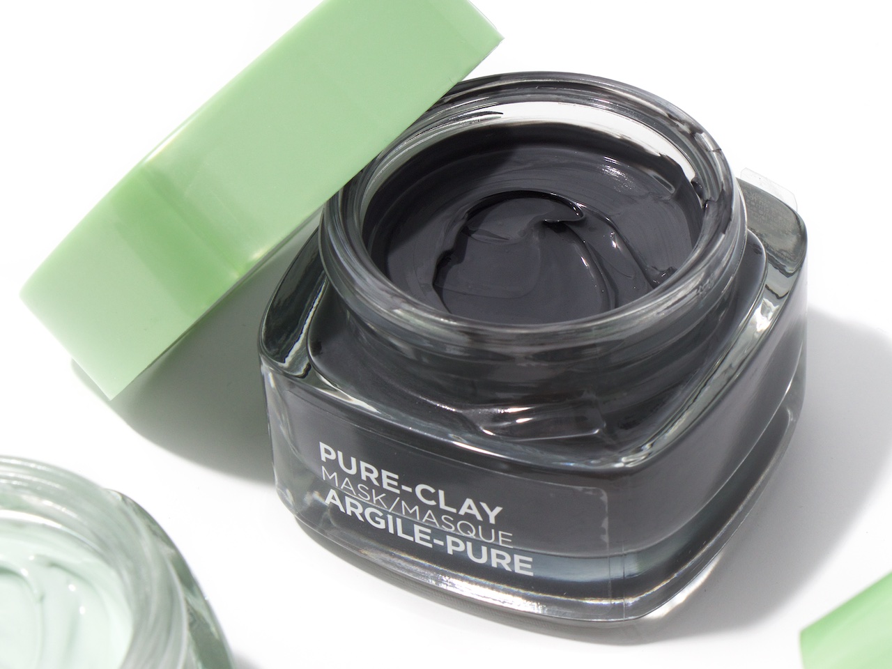 泥状面膜玩起混搭，肌肤问题一次搞定