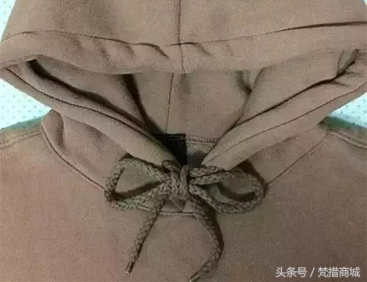 你知道卫衣带怎么系吗,卫衣的两条带子怎么弄才好看