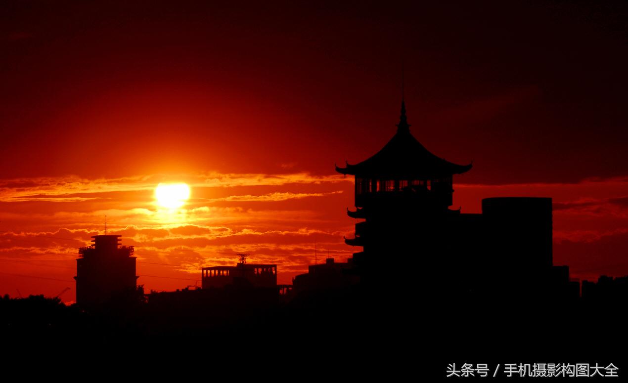 摄影构图入门必备景点,拍摄爆火的七大构图
