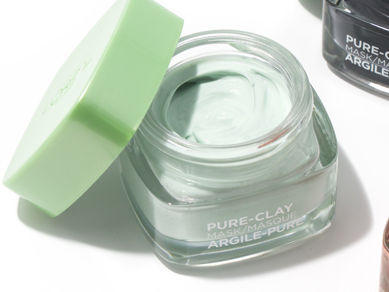 泥状面膜玩起混搭，肌肤问题一次搞定