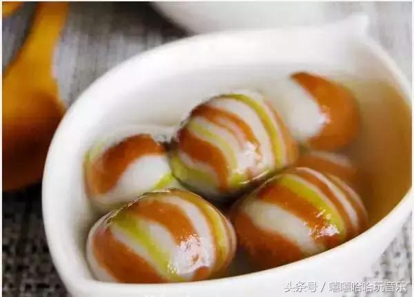 元宵节，送您一碗汤圆，祝生活甜甜蜜蜜！团团圆圆！