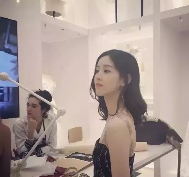 京东老板娘刘强东,京东刘强东老婆个人简历