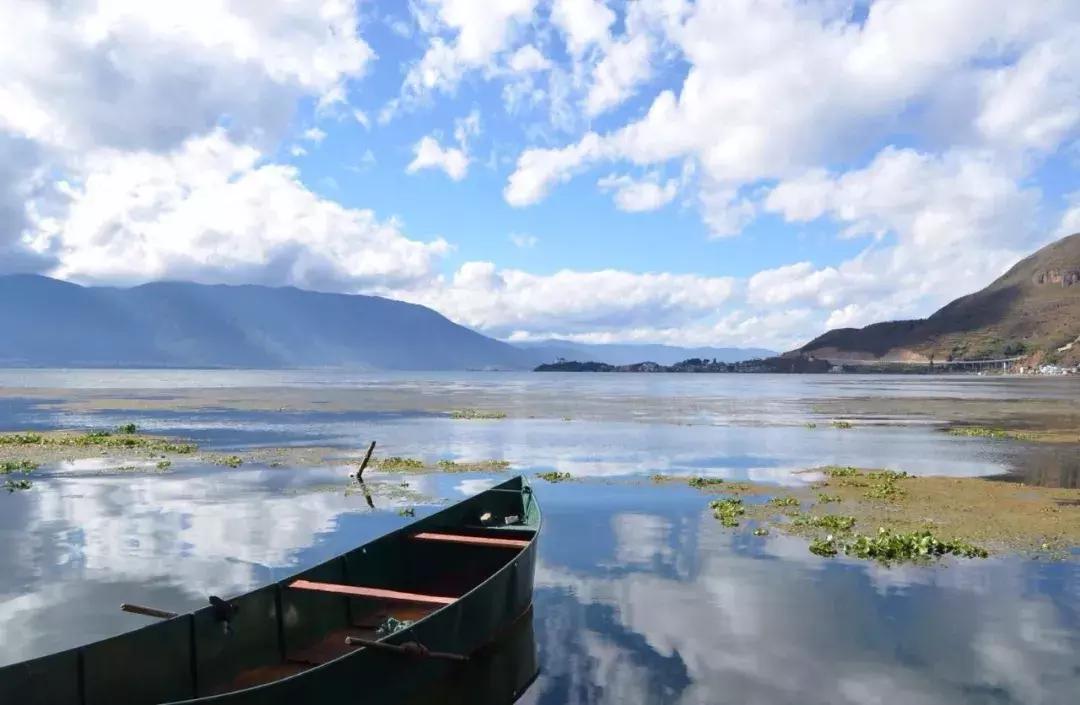 自驾游怎么穿越雪谷,自驾穿越雪地雾凇视频