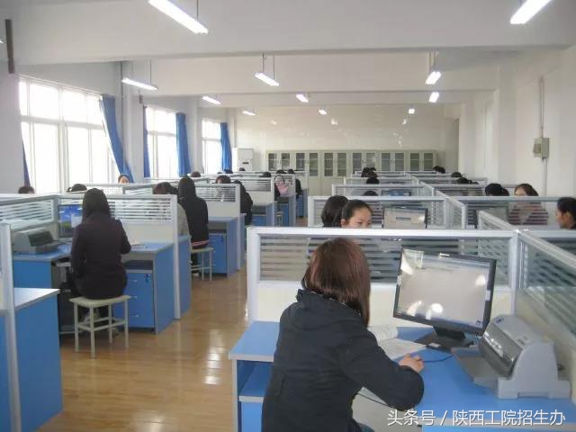 @所有男生！据说这个学院的女生是精打细算过日子的不二人选！