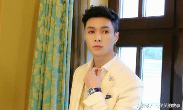 细节见人品明星张艺兴,路人评价张艺兴人品