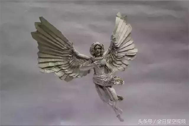 用纸折出来的能卖20万的螳螂,折纸天才秦坤一只纸螳螂卖到21万