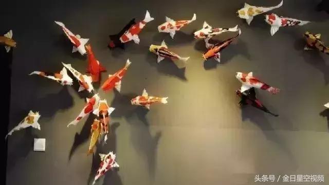 用纸折出来的能卖20万的螳螂,折纸天才秦坤一只纸螳螂卖到21万