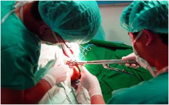 痔疮便血喷射怎么办,痔疮胀得很咋办