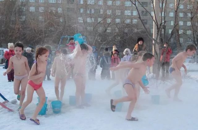 全季9分的神综艺,让你明白什么叫对力量一无所知!