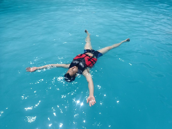 蜜月短途旅行,蜜月旅行遇见朋友闺蜜