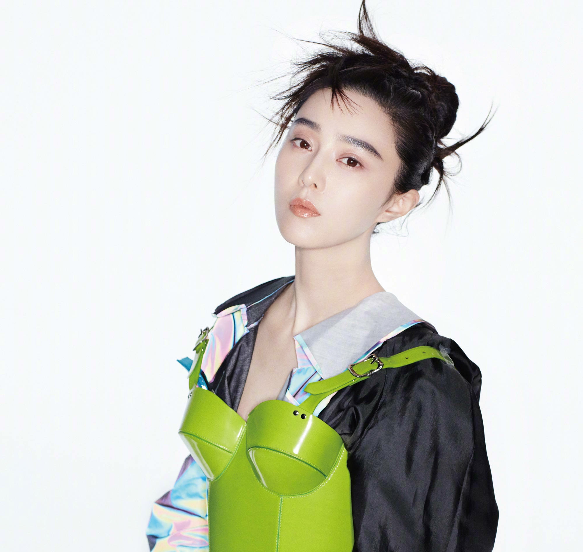 范冰冰美妆品牌出街被指太廉价,范冰冰转行美妆博主势不可挡