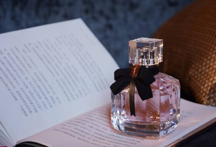 香水推荐ysl反转巴黎,ysl反转巴黎官方指导价