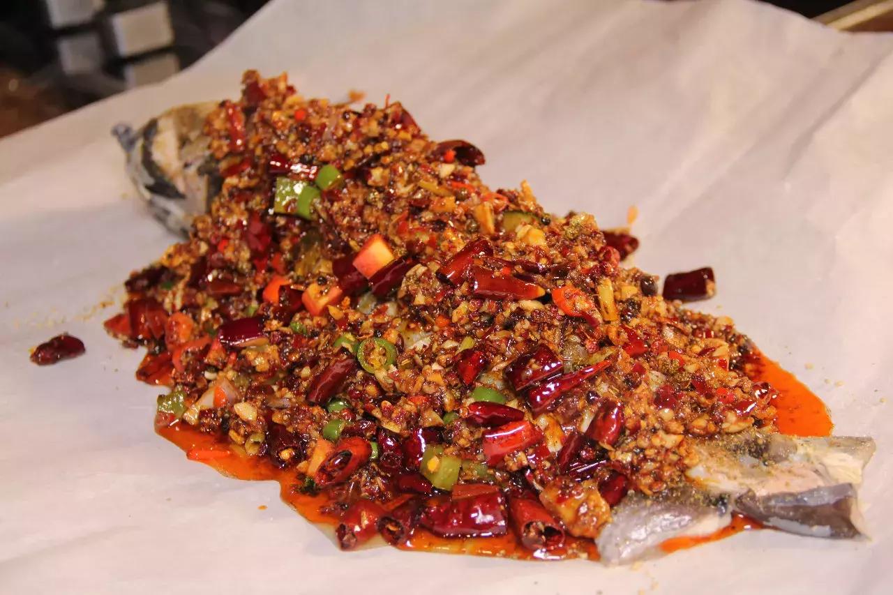 纸上烤鱼做法教程及配方,重庆纸上烤鱼核心香料的配方