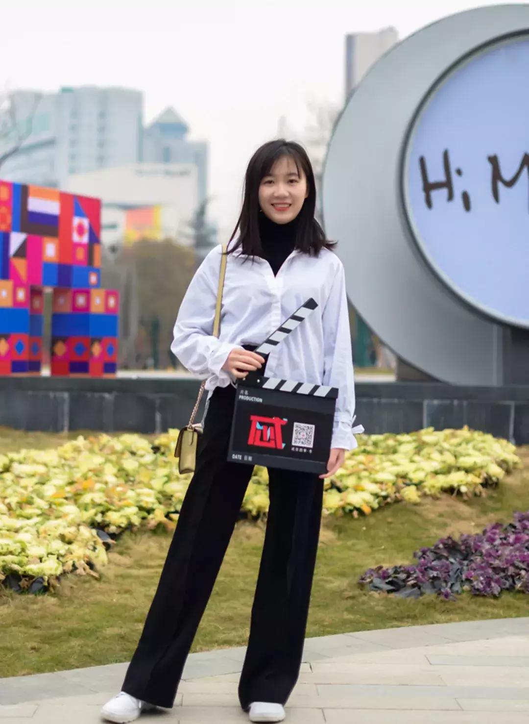 明星二姐张歆艺街拍,张歆艺红色波点裙伦敦街拍