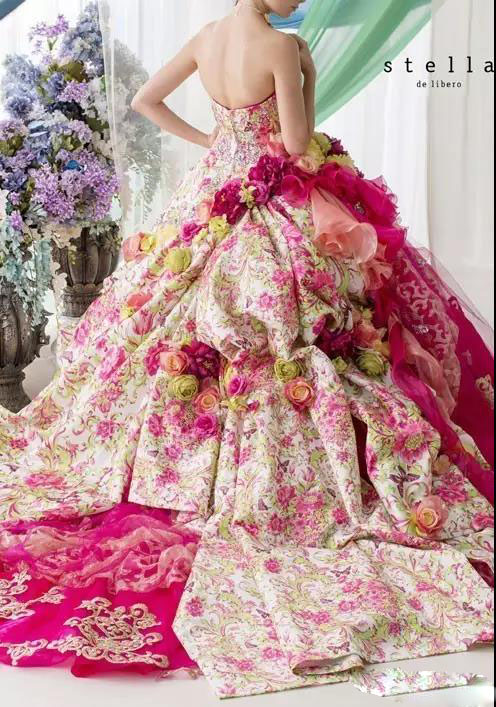 中国买不到的婚纱!Stelladelibero跳进花海的新娘，美到爆炸！