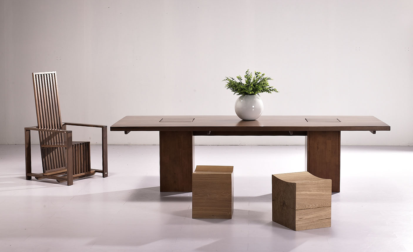 黑胡桃木家具价格为啥差别那么大,黑胡桃木家具和乌金木家具哪种好