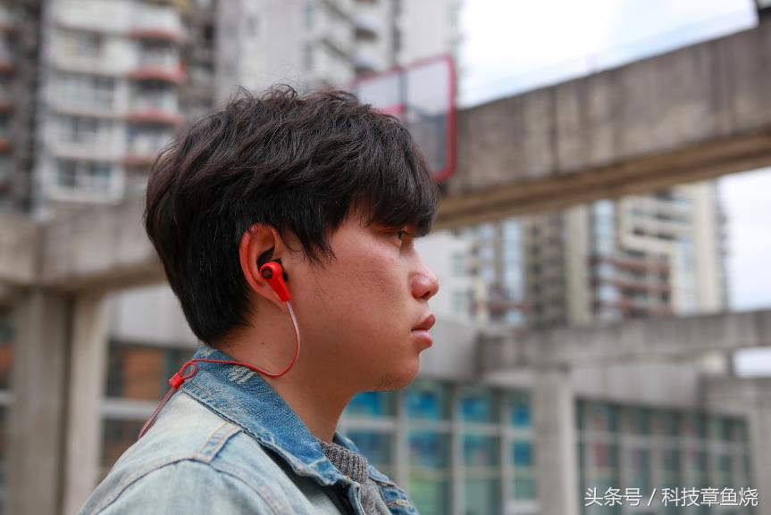 神仙打架！Bose与JBL这两个国际大牌的热门运动耳机谁更好一点？