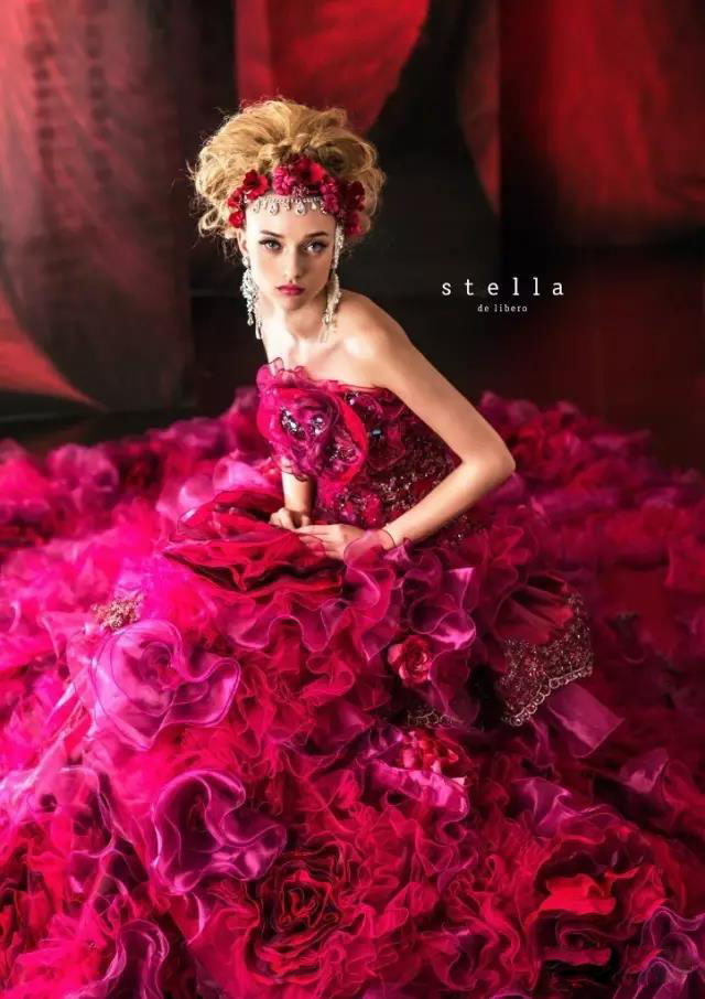 中国买不到的婚纱!Stelladelibero跳进花海的新娘，美到爆炸！