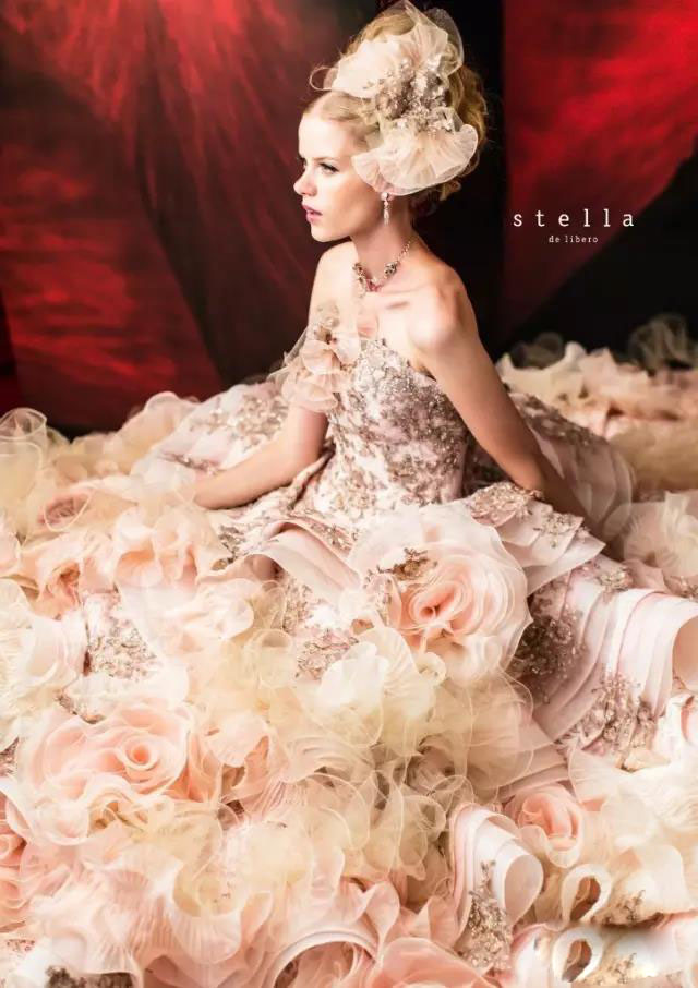 中国买不到的婚纱!Stelladelibero跳进花海的新娘，美到爆炸！
