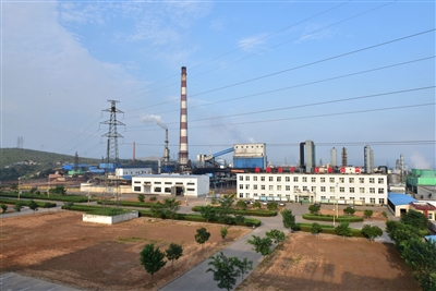 勇立潮头踏浪行奋楫扬帆天地宽,勇立潮头踏浪行下一句