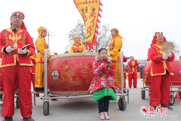 正月十五闹元宵体育场,体育场闹元宵