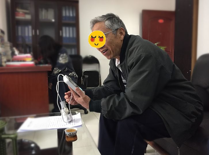 老爸突然脑出血昏迷,半夜老爸中风住院